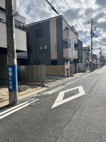 神戸市長田区蓮宮通３丁目の前面道路含む現地写真