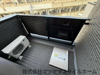 【バルコニー】