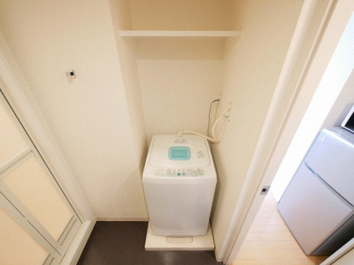 【設備】 | プレサンス難波EASTモダニティ | 洗濯機置き場です