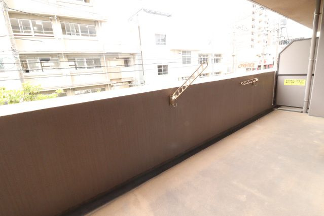 アルファステイツ光南町のバルコニー