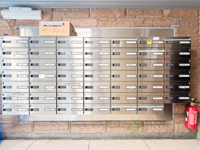 豊栄マンションの設備|集合ポスト