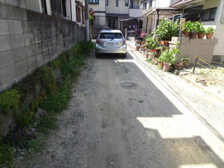 【前面道路含む現地写真】 | 川西市加茂4丁目6の6　建築条件無土地
