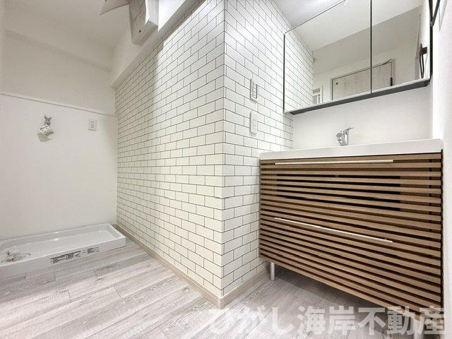 茅ヶ崎グランドハイツＣ棟の脱衣所|新規リフォーム完了！　脱衣スペース
