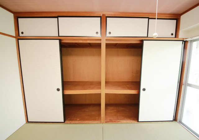 半田ロイヤルマンションの収納