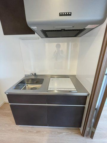 アーバンフラッツ池袋プレミアムのキッチン