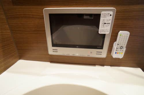 メゾンマスト名須川Ｂ棟の浴室