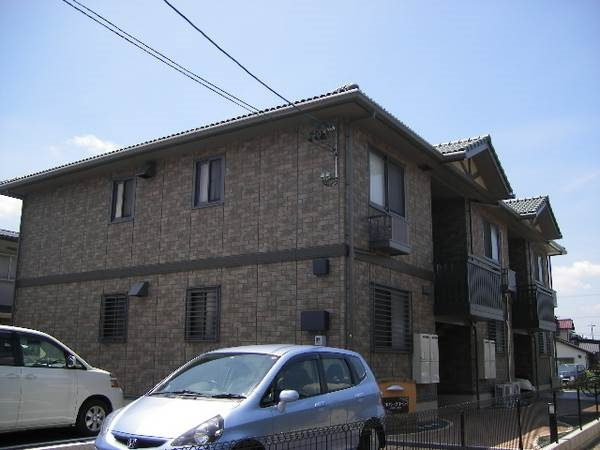 エバーグリーン（福岡町）のエントランス