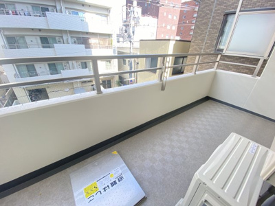【バルコニー】 | GROOVE堺東レジデンス | 落ち着いた時間を過ごせるバルコニーです