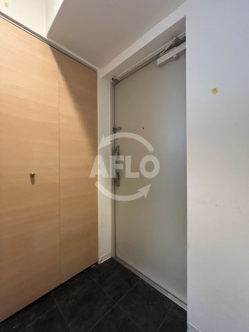 alivio　北中島小学校の玄関|alivio　玄関