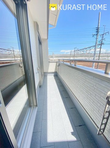 向日市鶏冠井町番田　新築戸建のバルコニー