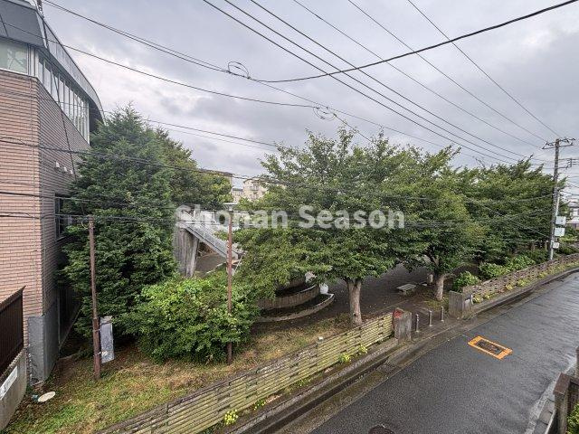 【展望】 | バルコニーからは穏やかな環境が広がり、景観にも開放感がございます♪