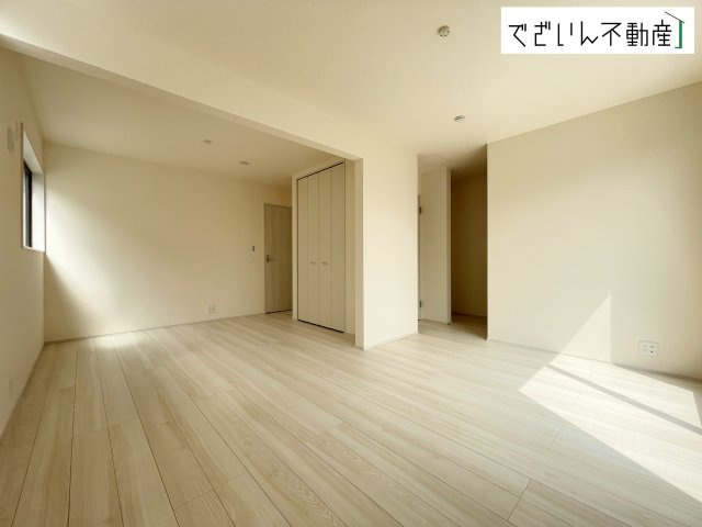 【洋室】 | Livele Garden.S久喜市吉羽第5　新築住宅 | ≪8号棟≫
現地(2026年7月撮影)