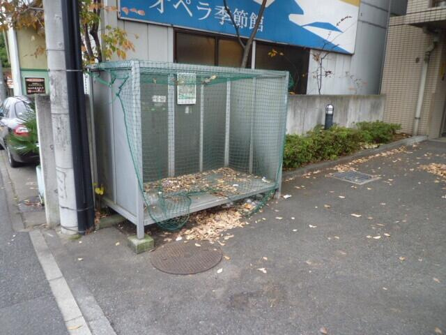 ゴミ置き場