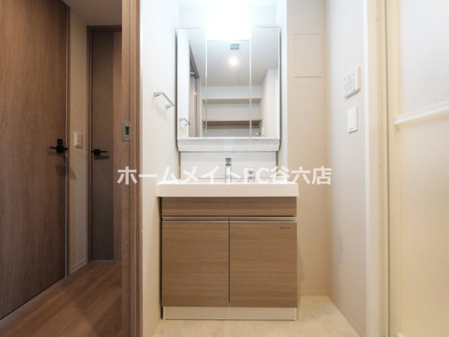 【洗面所】 | ファーストフィオーレ新町ファジスタ