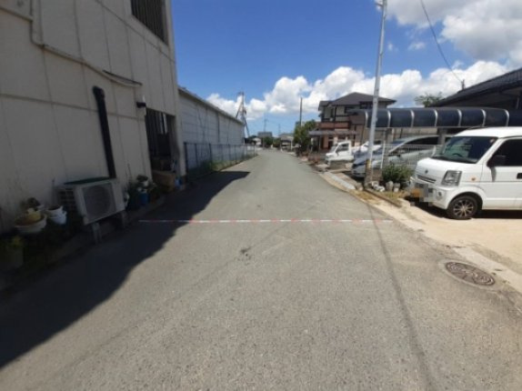 宇土市新町４丁目の売地の周辺|西側道路