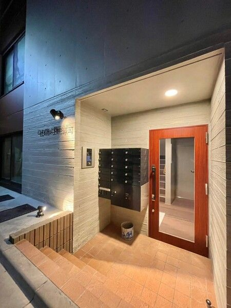 クラヴィール上野田原町のエントランス