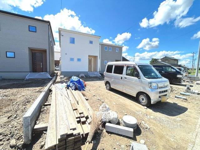 リーブルガーデン　江南市小杁町　全4区画分譲の駐車場|■駐車場　■ヤマダ不動産　株式会社リライフ　
■夢のマイホーム購入をフルサポートします！