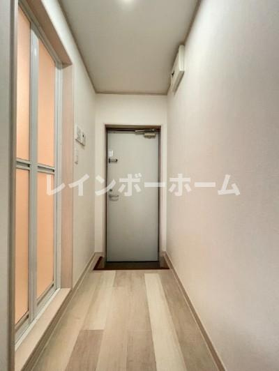 シャンテ篠崎の玄関