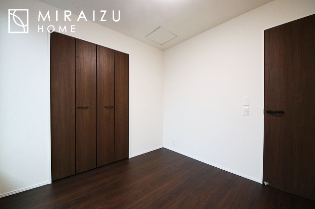 【洋室】 | 建物完成につき、実際のお部屋をごゆっくりご見学いただけます。お休みの日にご家族で見学はいかがでしょう。