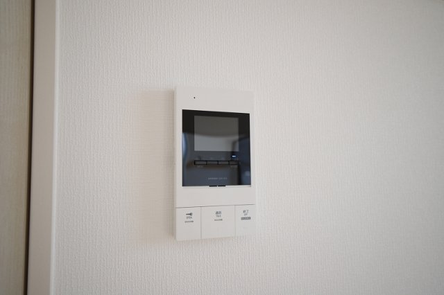 セレーノ博多南のセキュリティ|モニター付インターホン、追焚機能付給湯、設備充実アパート♪