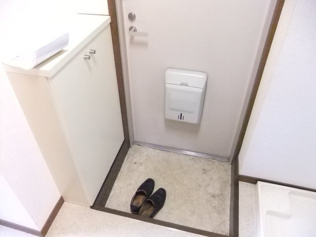 プチヴォア・クサギの玄関