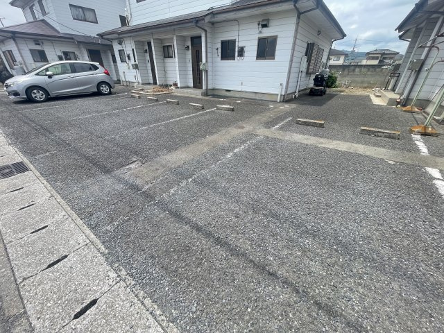 【駐車場】 | 泉マンションB
