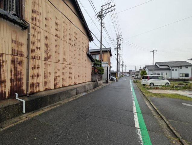 半田市向山町３丁目　売り土地の周辺