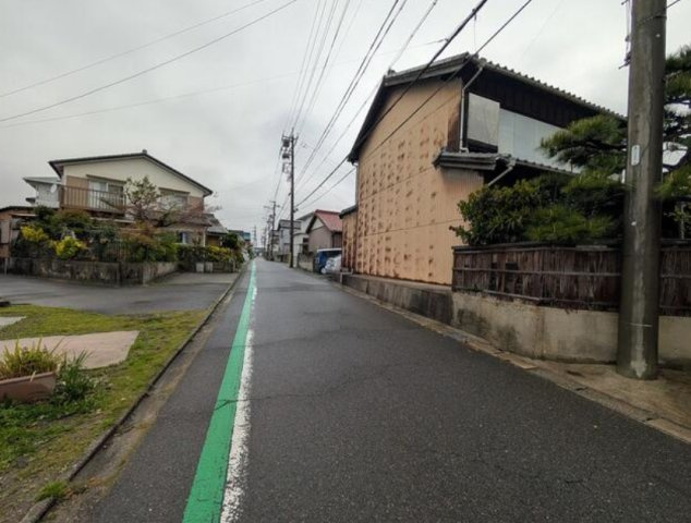 半田市向山町３丁目　売り土地の周辺