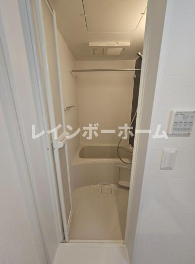 クロワッサン西小岩の浴室