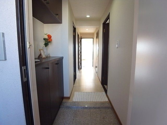 アルファステイツ入船町の玄関