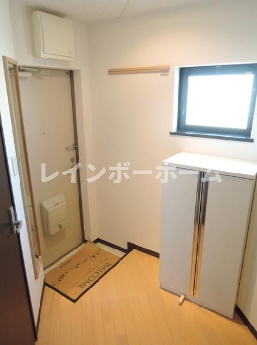 エトワール東水元の玄関
