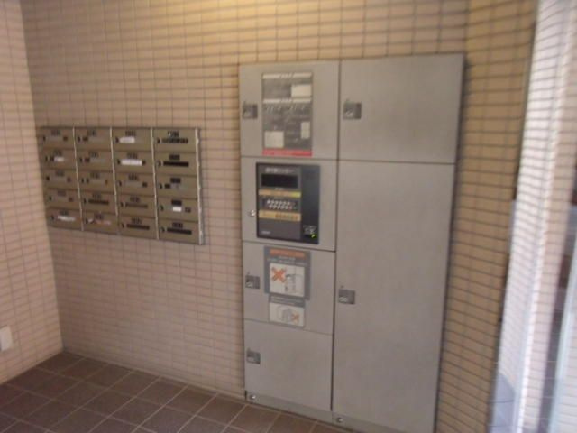 【エントランス】