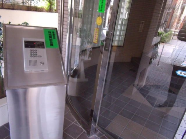 【エントランス】