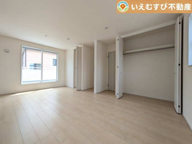 Livele Garden.S　深谷上柴町東第3の洋室|家族の成長に合わせて変化可能な間取り
間仕切り対応可能な2階洋室は将来お部屋を増やすことも可能です♪