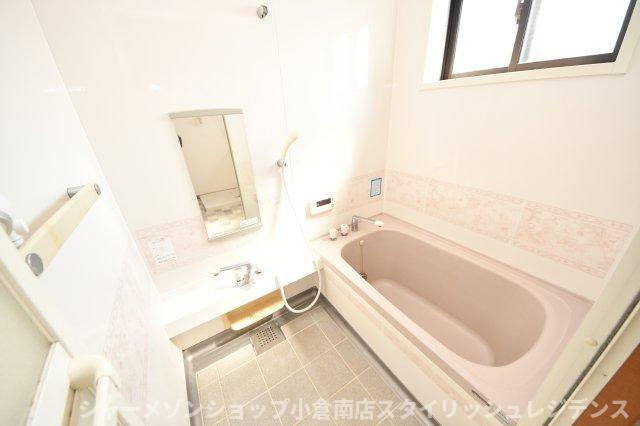 Ｐｅａｃｅｆｕｌ四季彩 の浴室