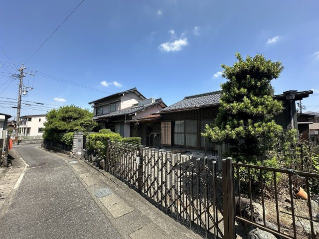 土地　東鶉6丁目の外観