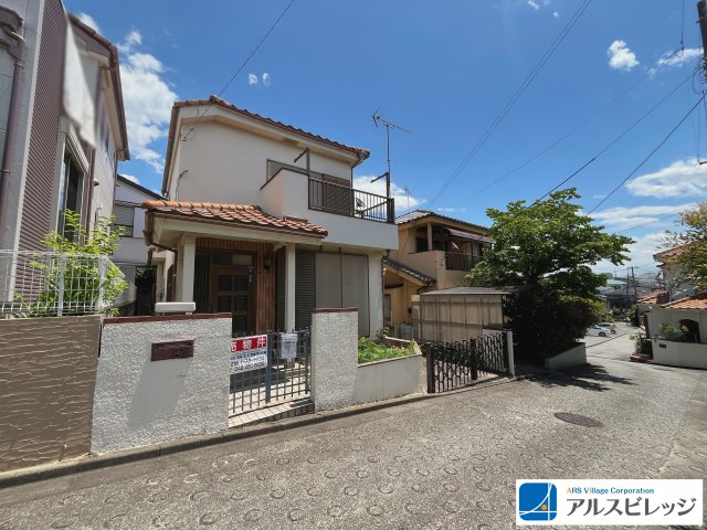 中古／富士見市羽沢１丁目の前面道路含む現地写真|前面道路幅員約4.2ｍ