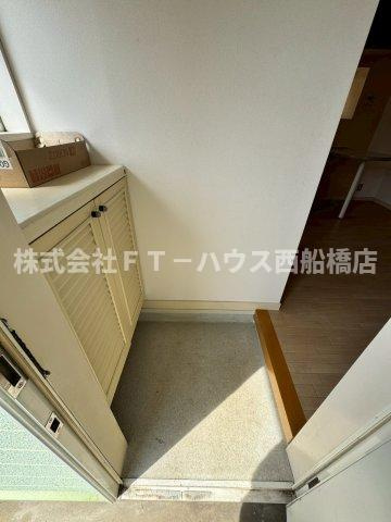 グリーンターフ鬼高の玄関