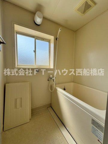 グリーンターフ鬼高の浴室
