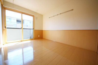 【寝室】 | フレスカⅠ （D－ROOM） | ホスクリーン設置で、室内干しができます♪