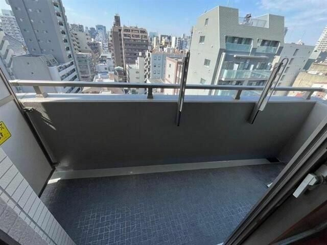 日神デュオステージ浅草のバルコニー