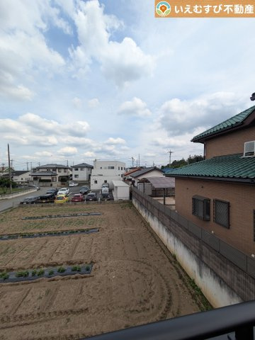 Livele Garden.S　深谷上柴町東第3の展望|高い建物が無く開放感のある展望
バルコニーからの展望も開けていて閑静な住宅地が望めます。日当りも良いですね♪
