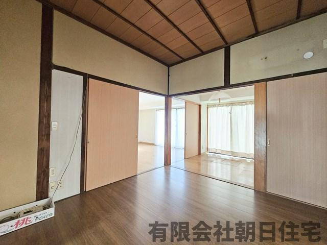 【洋室】 | 鹿島町古浦中古戸建 | 明るい洋室です