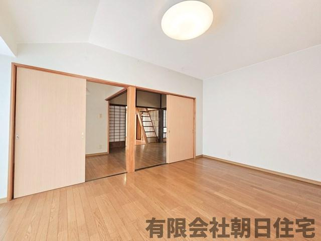 【洋室】 | 鹿島町古浦中古戸建 | ゆったりした洋室です
