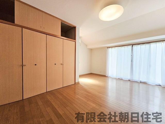 【洋室】 | 鹿島町古浦中古戸建 | ゆったりした洋室です