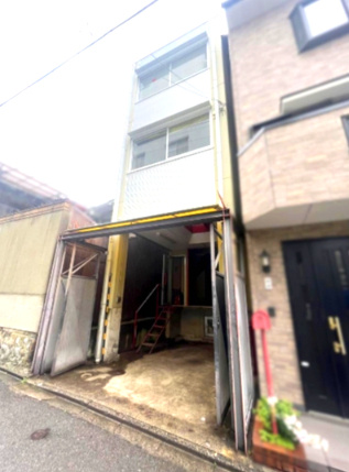 仲御霊町事務所の外観