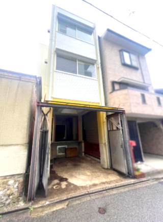 仲御霊町事務所の外観