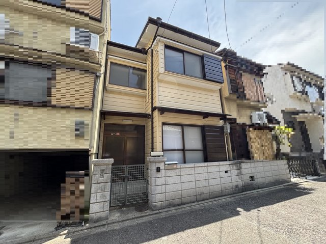 近鉄伏見駅6分♪リフォーム戸建て！！の外観|落ち着いた雰囲気の外観です。