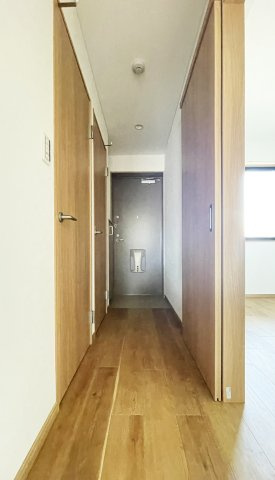 ガーデンヒルズ城南8の内装