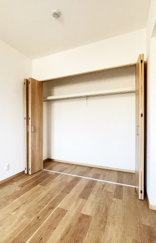 ガーデンヒルズ城南8の収納